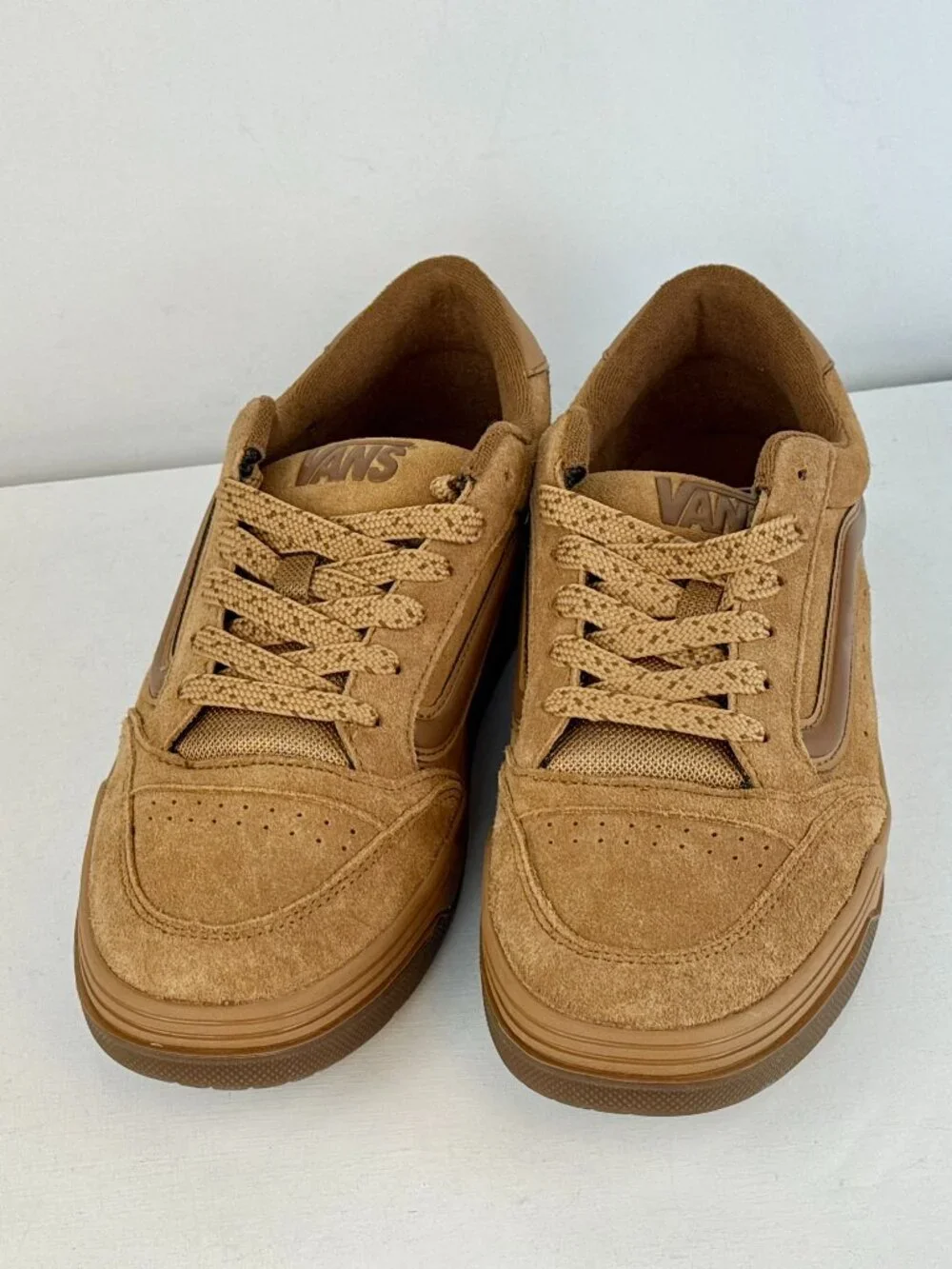 US Men's 12- VANS Hylane Skate Shoe - Tonal Chipmunk -  721356